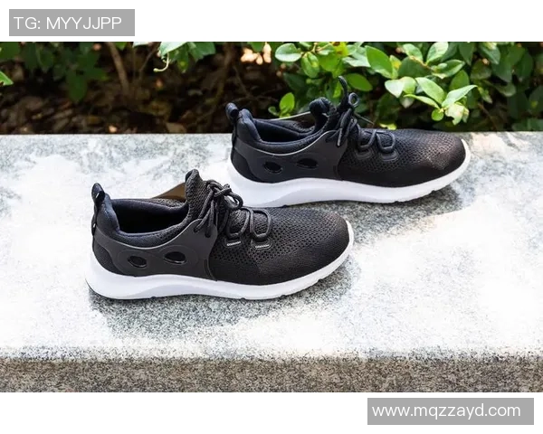 足球明星袜套品牌推荐及其特点解析让你轻松选择适合的运动装备 足球明星袜套品牌推荐及其特点解析让你轻松选择适合的运动装备