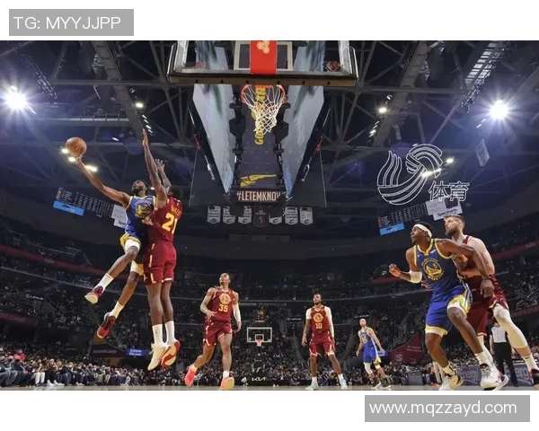 篮球明星翠西的传奇人生与赛场背后的奋斗故事 篮球明星翠西的传奇人生与赛场背后的奋斗故事